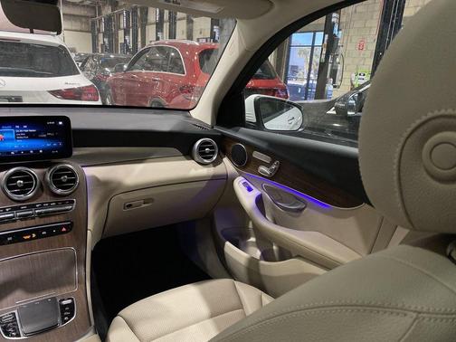 2022 Mercedes-Benz GLC 300 Base 4MATIC
