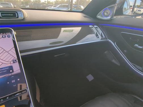 2025 Mercedes-Benz AMG S 63 E Base