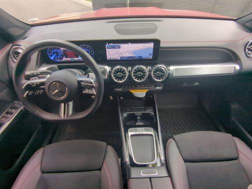 2024 Mercedes-Benz EQB 300 Base 4MATIC