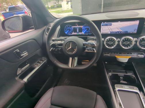 2024 Mercedes-Benz EQB 300 Base 4MATIC