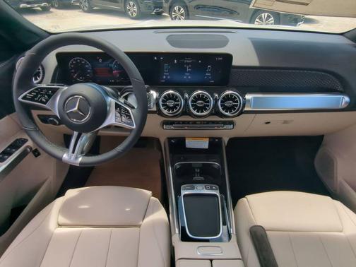 2025 Mercedes-Benz GLB 250 Base