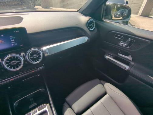 2024 Mercedes-Benz EQB 300 Base 4MATIC
