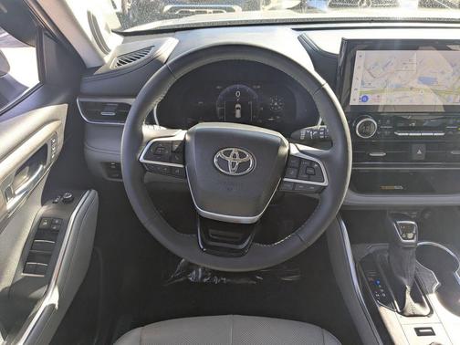 2024 Toyota Highlander Limited