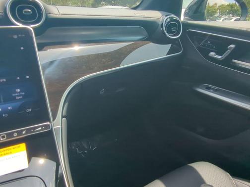 2025 Mercedes-Benz GLC 350e Base 4MATIC