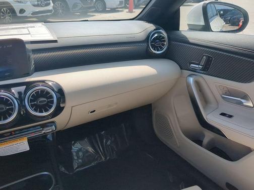2025 Mercedes-Benz CLA 250 Base 4MATIC