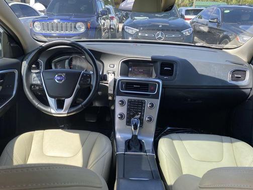 Ice White 2017 Volvo S60 T5 Dynamic