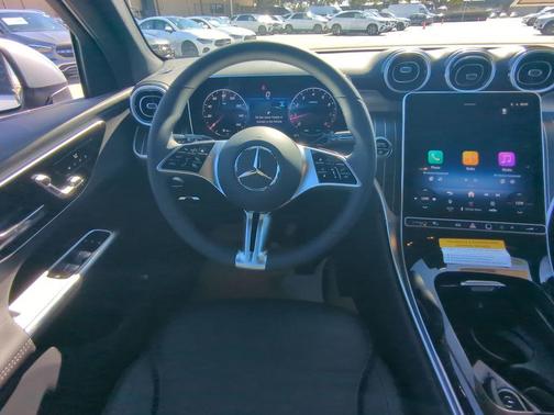 2026 Mercedes-Benz GLC 300 Base