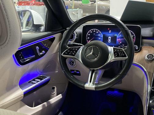 2018 Mercedes-Benz GLC 300 Base