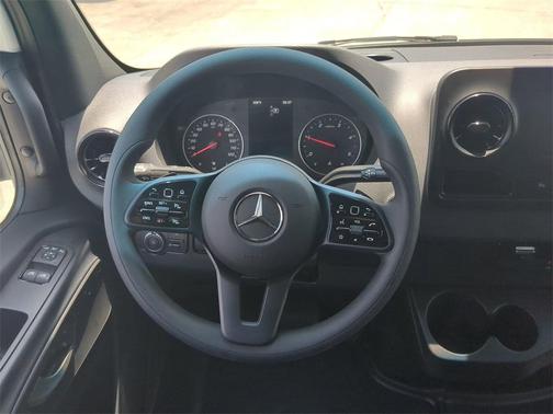 2024 Mercedes-Benz Sprinter 2500 170 WB