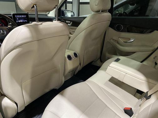 Lunar Blue Metallic 2018 Mercedes-Benz GLC 300 Base