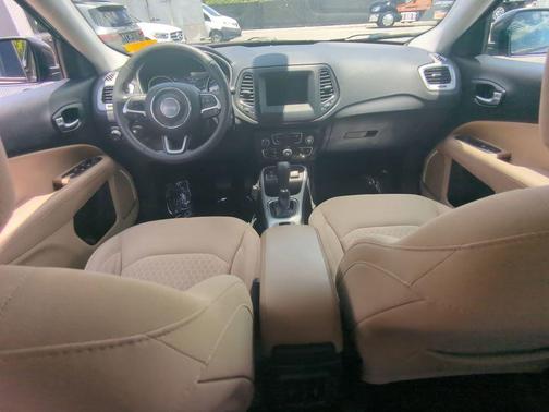 2020 Jeep Compass Sport