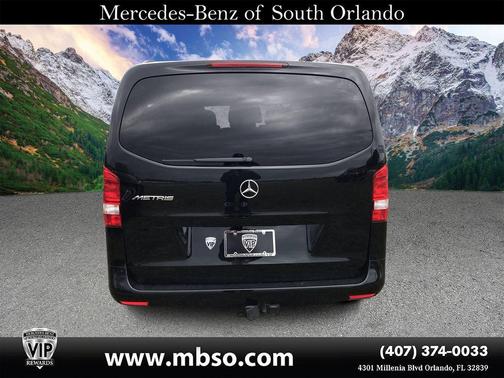 2023 Mercedes-Benz Metris Base
