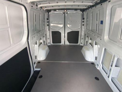 2025 Mercedes-Benz Sprinter 2500 Standard Roof