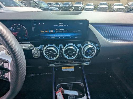 2025 Mercedes-Benz GLA 250 Base 4MATIC