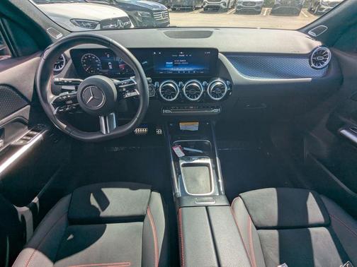 2025 Mercedes-Benz GLA 250 Base 4MATIC