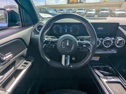 2025 Mercedes-Benz GLA 250 Base 4MATIC