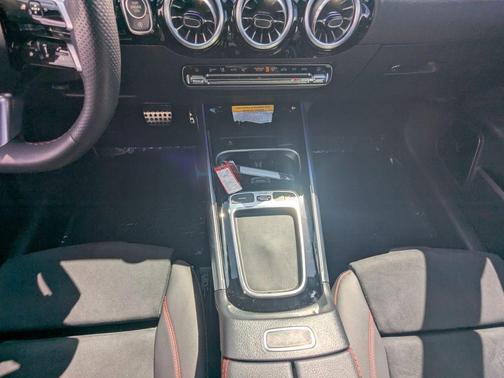 2025 Mercedes-Benz GLA 250 Base 4MATIC