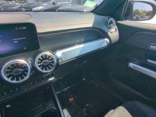 2024 Mercedes-Benz EQB 300 Base 4MATIC
