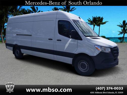 Gray White 2022 Mercedes-Benz Sprinter 2500 170 WB