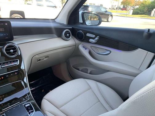 2021 Mercedes-Benz GLC 300 Base