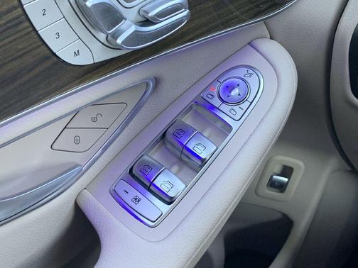 2021 Mercedes-Benz GLC 300 Base