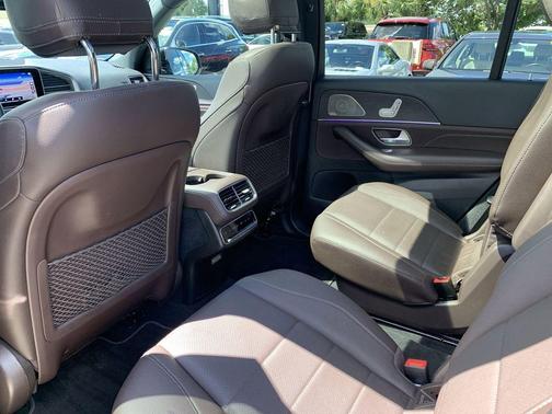 2022 Mercedes-Benz GLS 450 4MATIC