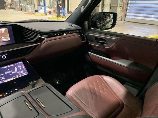 2025 INFINITI QX80 AUTOGRAPH