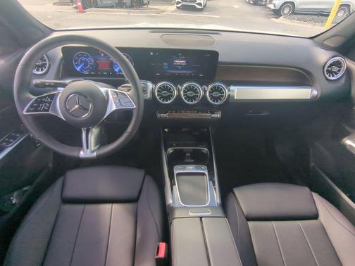 2024 Mercedes-Benz EQB 300 Base 4MATIC