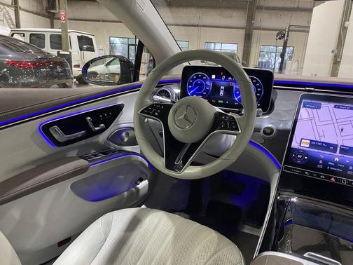 Obsidian Black Metallic 2022 Mercedes-Benz EQS 450+ Base