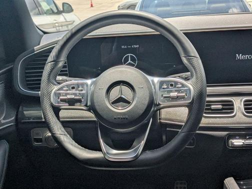 Cirrus Silver Metallic 2022 Mercedes-Benz GLS 450 4MATIC