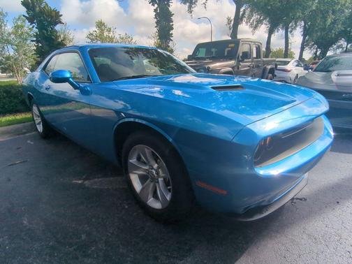 2023 Dodge Challenger SXT