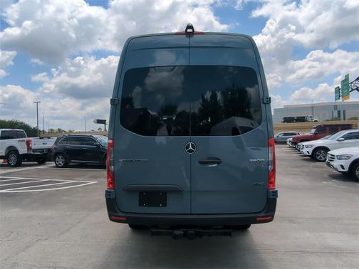 2024 Mercedes-Benz Sprinter 2500 High Roof