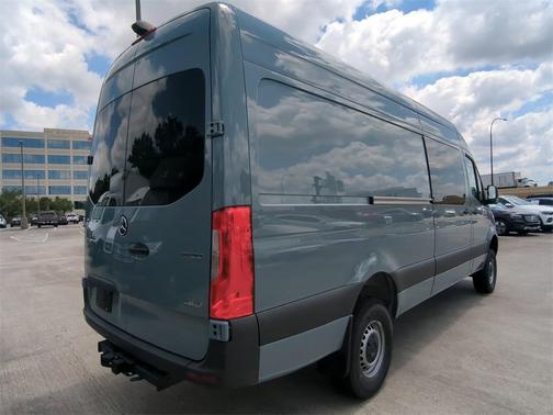 2024 Mercedes-Benz Sprinter 2500 High Roof