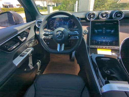 2025 Mercedes-Benz GLC 350e Base 4MATIC