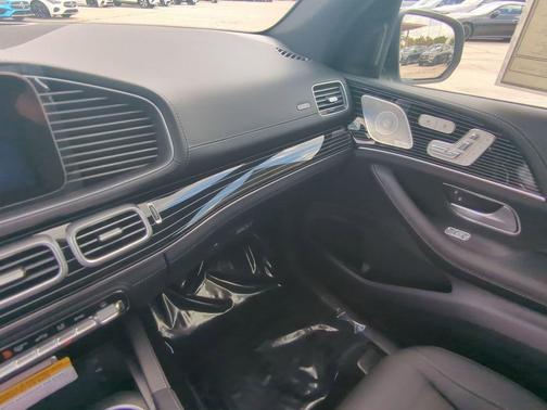 2025 Mercedes-Benz GLS 580 Base 4MATIC