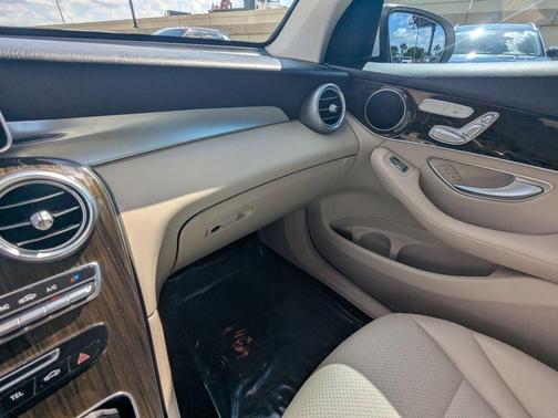 2019 Mercedes-Benz GLC 300 Base 4MATIC