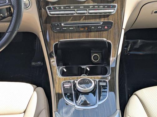 2019 Mercedes-Benz GLC 300 Base 4MATIC
