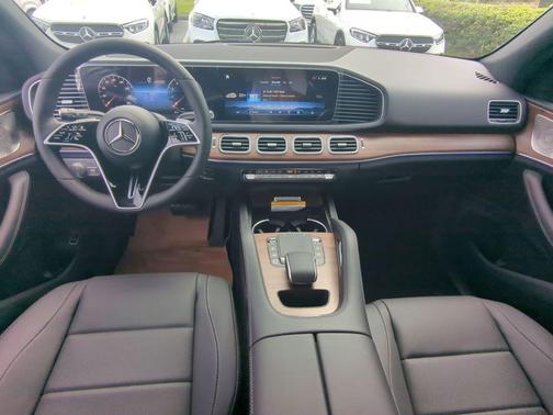 2025 Mercedes-Benz GLE 450 4MATIC