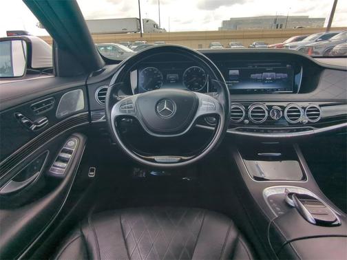 2017 Mercedes-Benz Maybach S 600 Base
