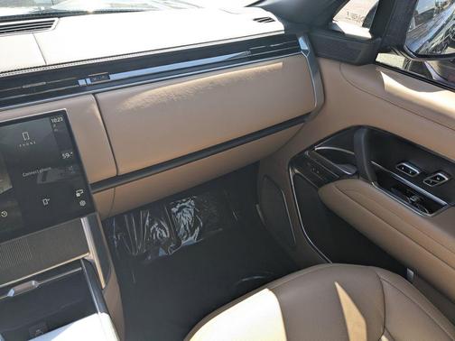 2024 Land Rover Range Rover AUTOBIOGRAPHY