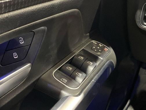 2021 Mercedes-Benz GLB 250 Base