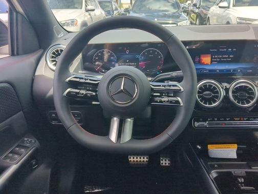 2025 Mercedes-Benz GLA 250 Base 4MATIC