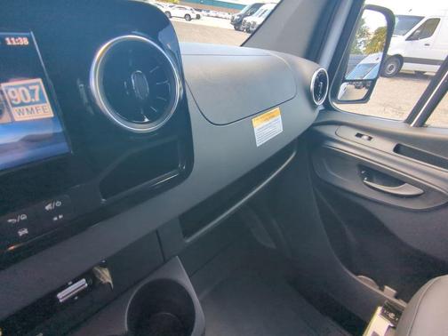 2026 Mercedes-Benz Sprinter 2500 170 WB