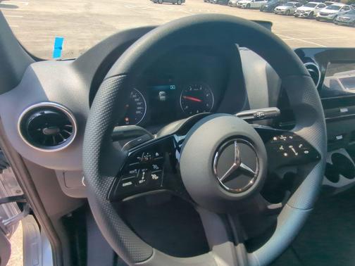 2025 Mercedes-Benz Sprinter 2500 High Roof