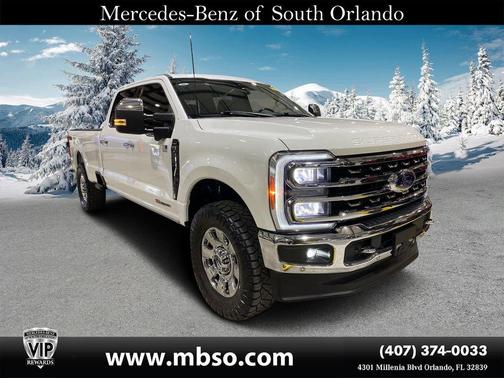 Star White 2023 Ford F-350 Lariat Super Duty