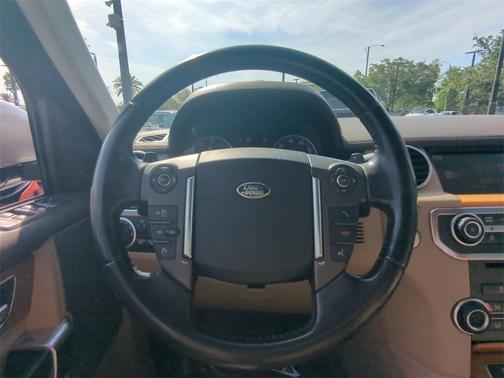 2016 Land Rover LR4 Base