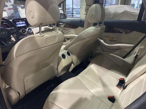 2018 Mercedes-Benz GLC 300 Base