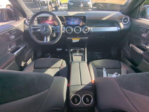 2024 Mercedes-Benz EQB 300 Base 4MATIC