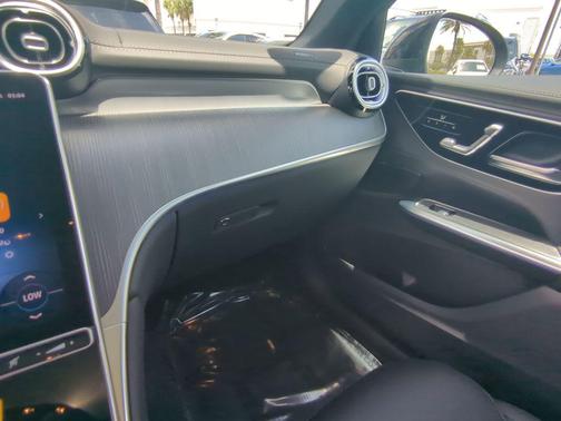 2026 Mercedes-Benz GLC 300 Base 4MATIC
