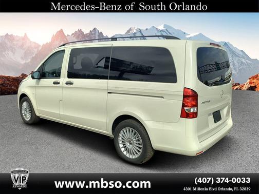 2023 Mercedes-Benz Metris Base